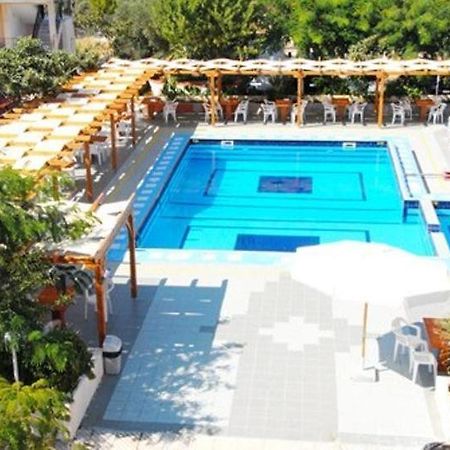 Hotel Aphroditi 아기아 파라스케비 외부 사진