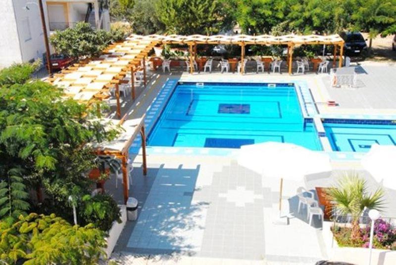 Hotel Aphroditi 아기아 파라스케비 외부 사진