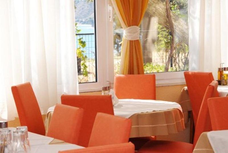 Hotel Aphroditi 아기아 파라스케비 외부 사진